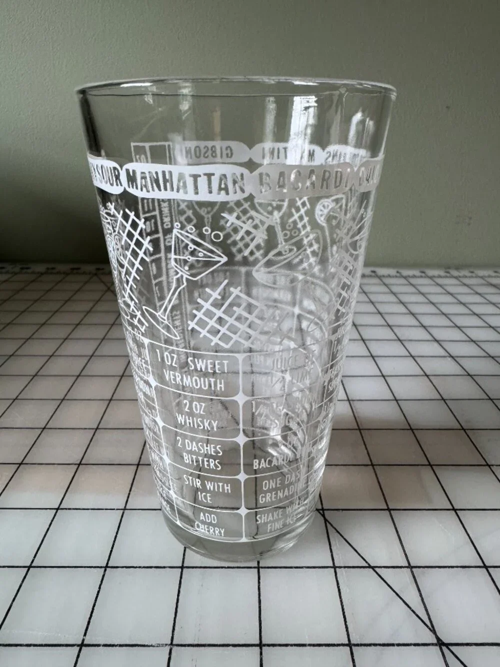 Vintage 1950s Federal Glass Whisky Sour Manhattan Barware Set